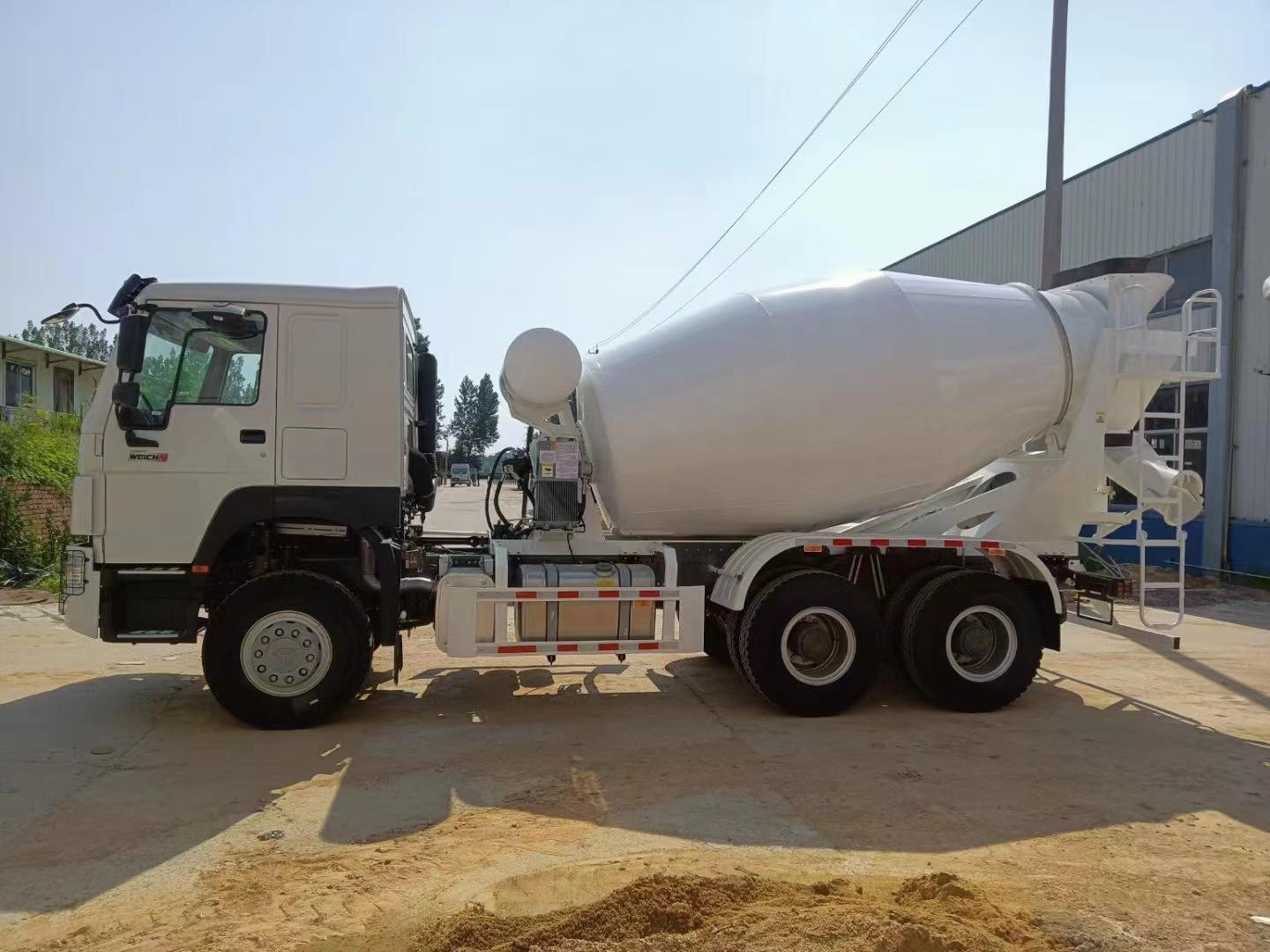 Used Howo 380 Concrete mixer truck original engine