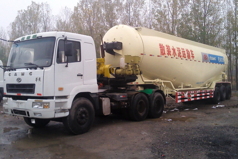 Durability Bulk Cement Truck Transporter Trailer 2 Axles 3 Axles Optional