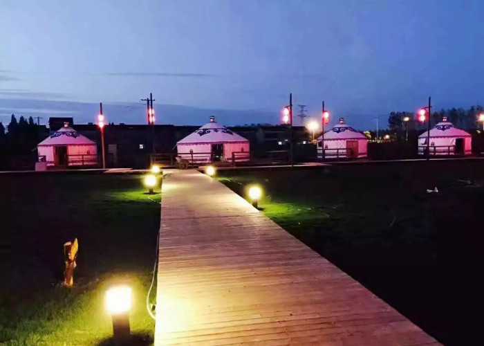 50 Square Meters Lodging / Restaurant Mongolian Yurt Tent Houses With Bathroom
