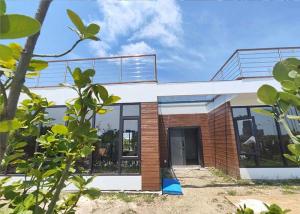 Wholesale Modern Prefab Homes With Light Gauge Steel Framing Systems Wooden Bungalow For Beach from china suppliers