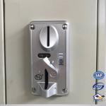 5 Door Lockable Cell Phone Storage Cabinet Coin Operated Floor Standing Quick