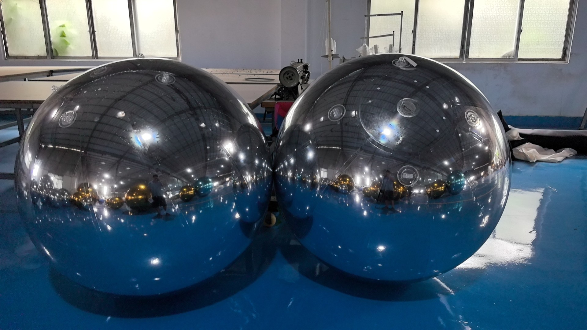 Fashion Decoration PVC disco Inflatable balloon Disco party wedding gold silver Floating Sphere Inflatable Mirror Ball