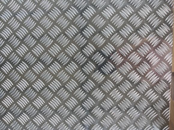 6061 T6 Grade Aluminum Sheet Metal 4 X 8 Diamond Plate 2000-3000mm Length