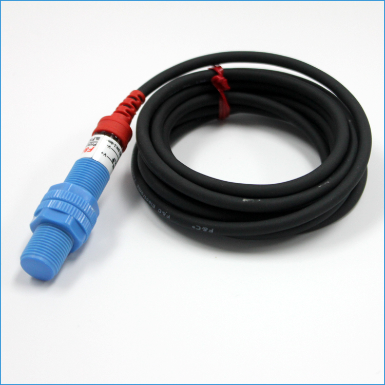 DC 12V M12 PNP NO Plastic Cylinderical Capacitive Sensor Non-metal Detector
