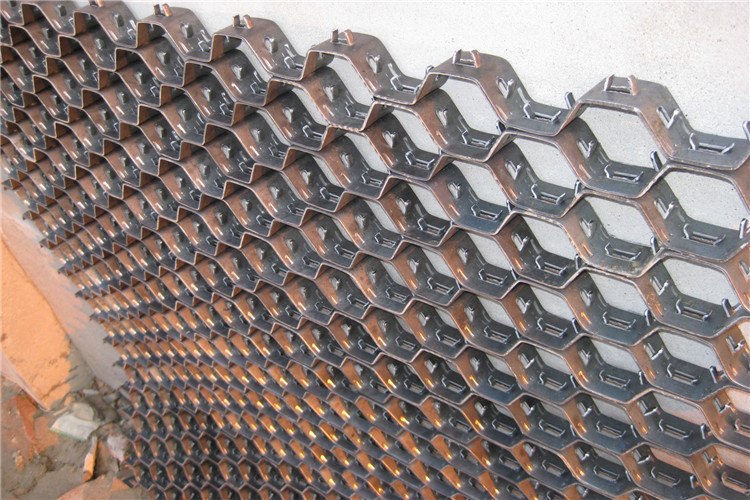 Tortoise Shell Mesh And 2.5mm Hexmesh Grid Cyclones Refractory Lining Hexmetal Mesh