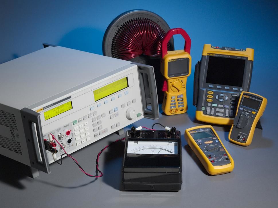 Practical 5080A Multi Function Calibrator 600 MHz High Performance