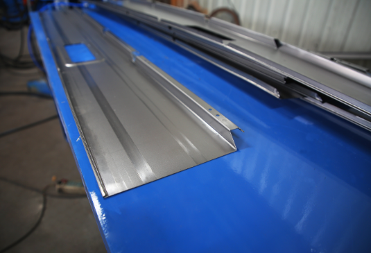 0.4-1.5mm Metal Stud And Track Roll Forming Machine Production Electrical Enclosure Box