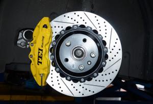 Wholesale BBK For Audi A3 installed Big Brake Kits 6 Piston Calipers with 355*32mm rotor 18inch wheel P60S from china suppliers