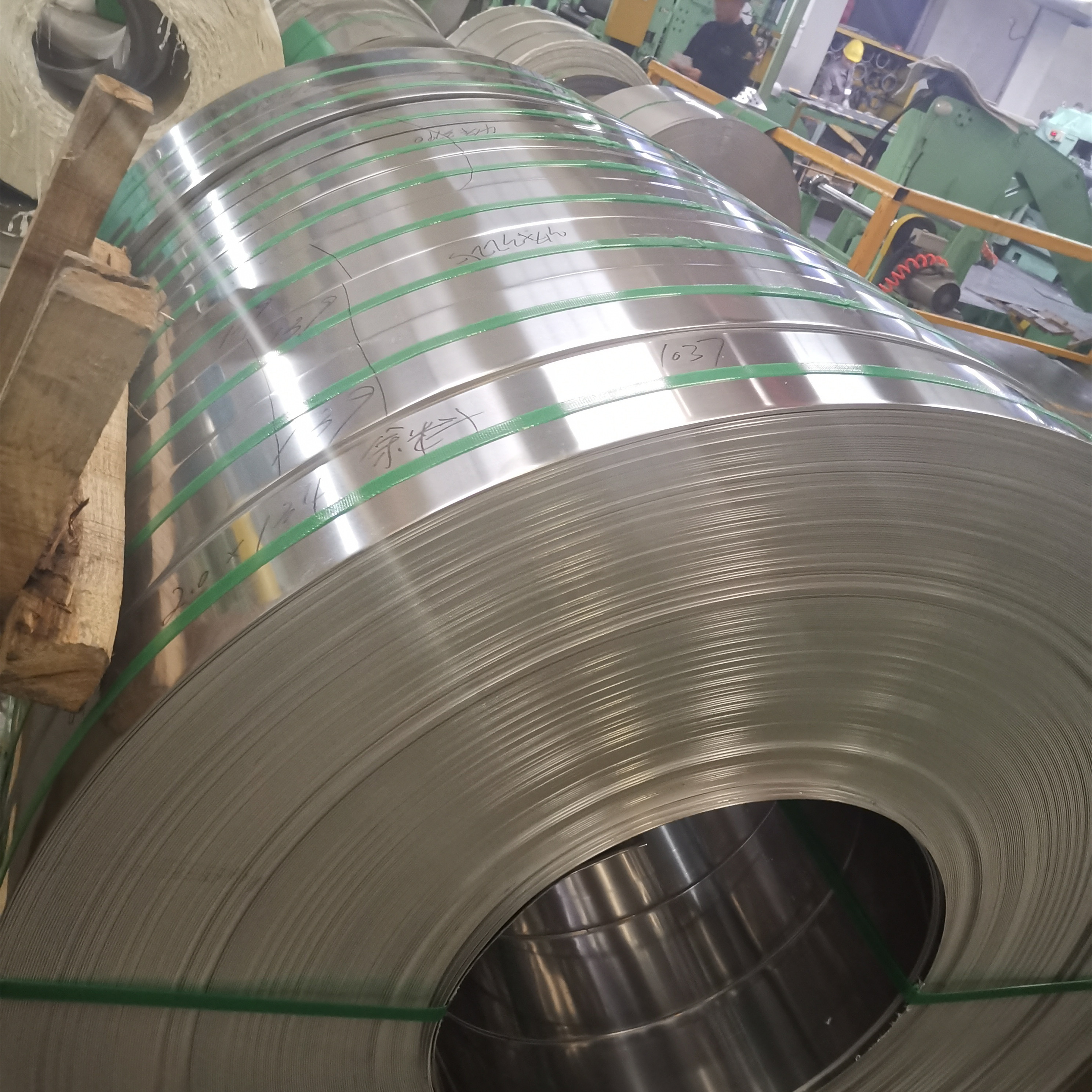 Cold Rolled 20-1219mm Width 430 2B BA Stainless Steel Strip Coils For Kitchenware