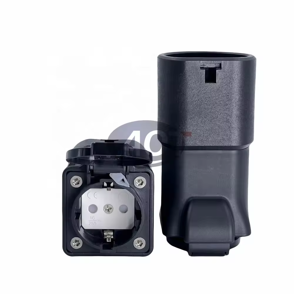 Replace/Repair Purpose AOTAI V2L Adapter 220V Type2 to Schuko with Lock Car Discharger EV Adapter For KIA 32A