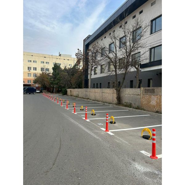 Battery/Recharging Powered Smart Parking Lot Lock with Wireless Remote Control NO Parking locker 460mm