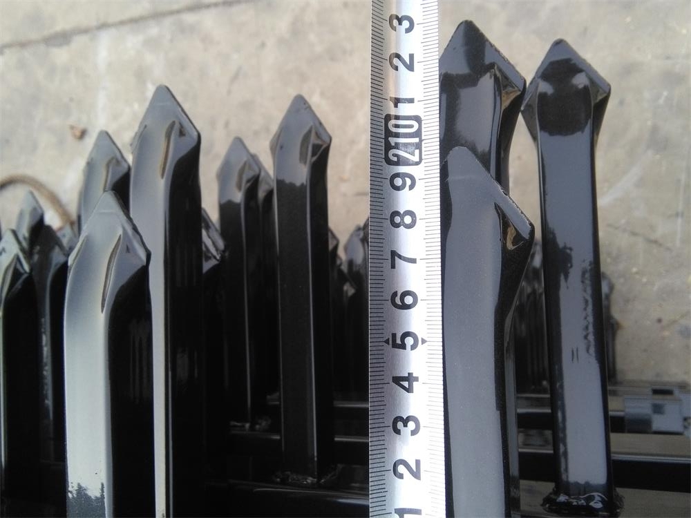 1800mm height x 2450mm crimped spear Hercules fence panels upright 25mm x 25mm x 1.2mm spacing 125mm Powder coated black