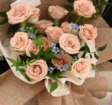 Wholesale New Exquisite Color Linen Roll Flower Packaging Paper from china suppliers