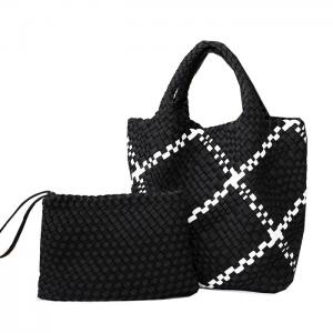 China Travel Hand-Knitted Straw Woven Bag Beach Basket Handbag Weave Bag on sale