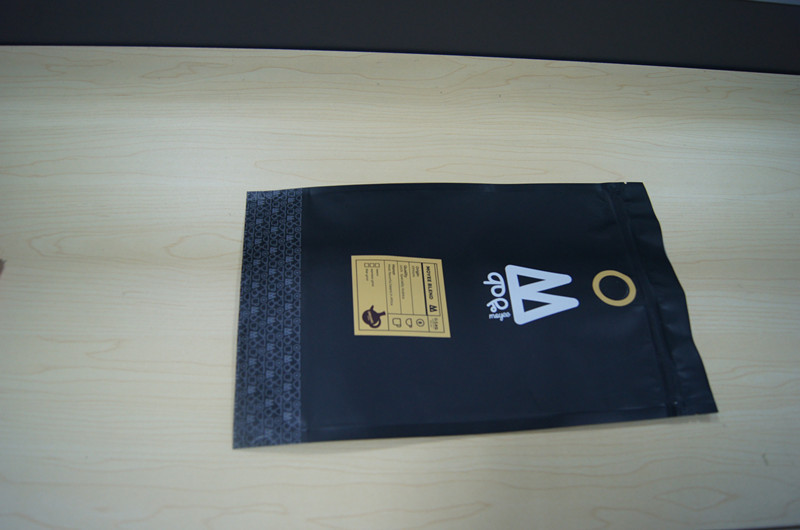 Black matte k coffee aluminum foil pouch packaging doypack bags