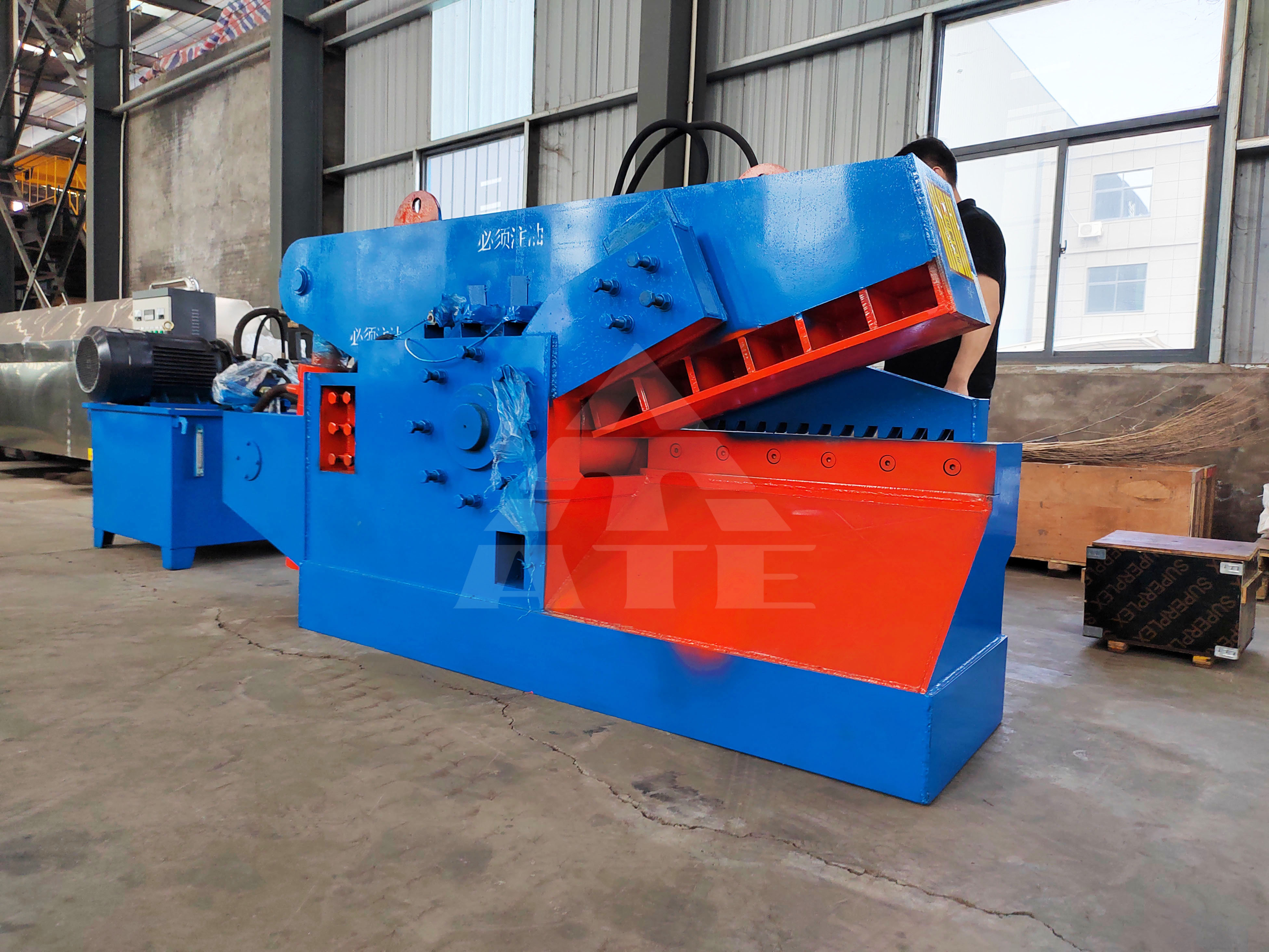 2500KG/H-4500KG/H Hydraulic Alligator Shear Scrap Iron Cutting Alligator Metal Shear