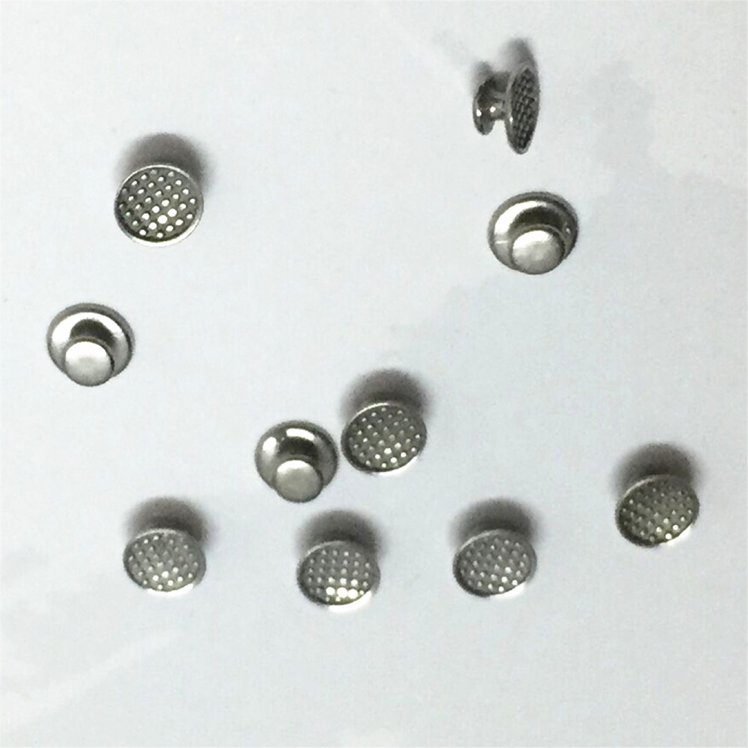 2 Years Shelf Life Metal Orthodontic Monoblock Round Base Lingual Button for Oral Bracket Treatment
