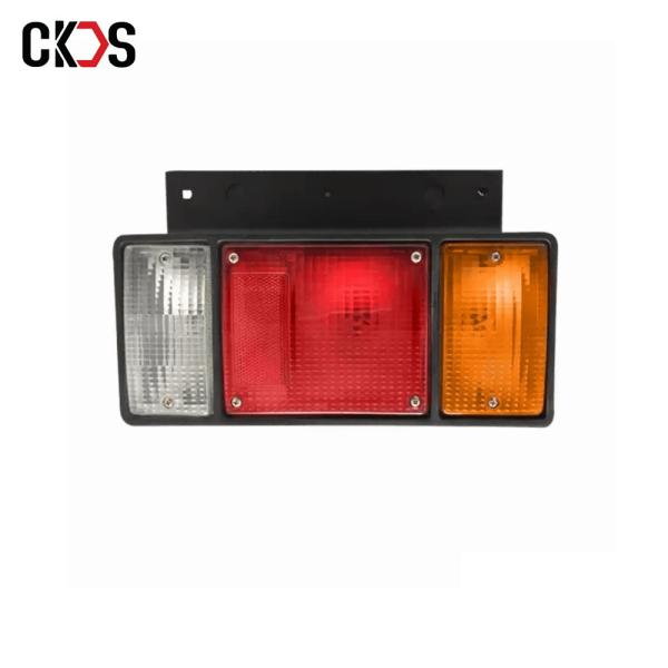 Wholesale Japanese Body Spare OEM Parts TRUCK TAILLAMP/REAR COMBINATION LAMP RH
