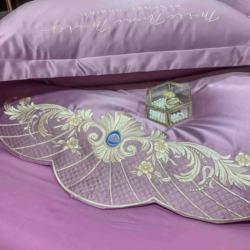 125gsm Washed Silk Embroidery 4pcs Bedding Sets King Size European Style Collections