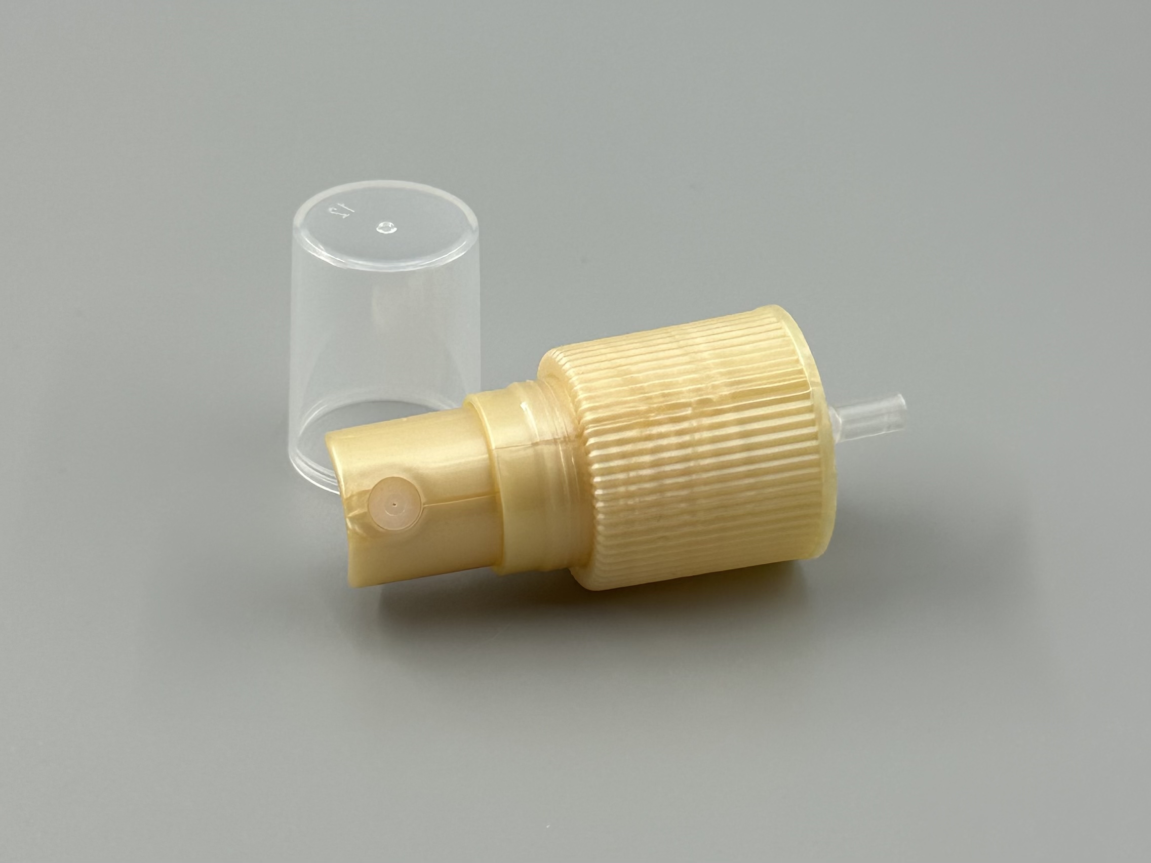 Smooth Ribber Aluminium Closure Plastic Screw Fine Mist Pump Spray for Skin Care