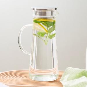 China 1350ml Glass Water Pitcher With Filter Transparent Heat Resistant Glass Carafe on sale