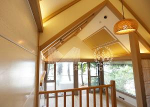 Wholesale Anti Moisture Prefab Treehouse Homes Low Conductivity Flexible Room Separation from china suppliers