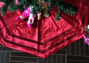 Wholesale Red Patchwork Christmas Tree Skirt Polyester / Velvet Material For Decorative from china suppliers