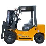 Montacargas 2.5 Ton Diesel Forklift Truck With Fork Positioner