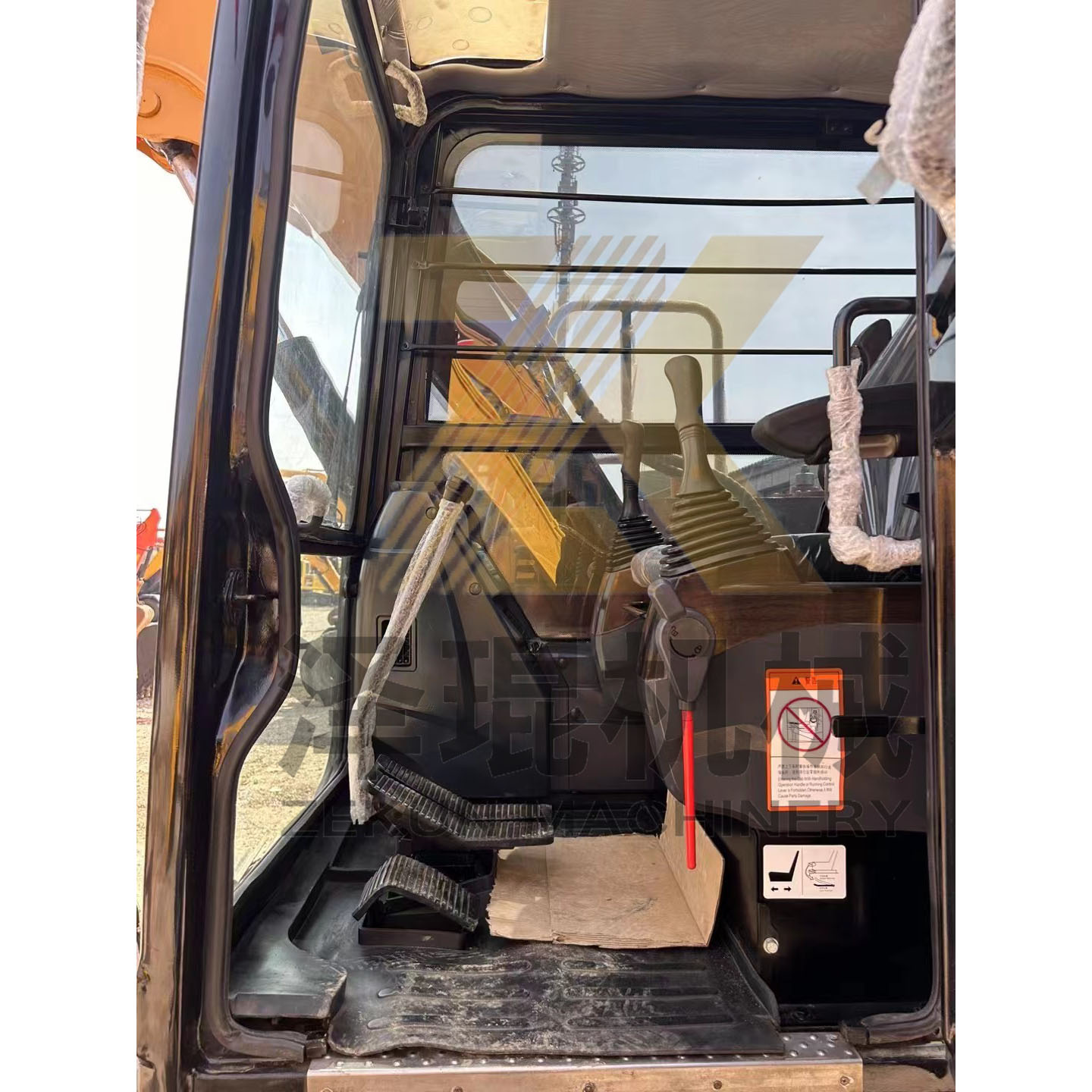 Second Hand Sany 75 C Pro Excavator with Original Hydraulic Cylinder and ISUZU Engine