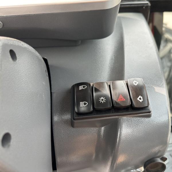 Powerful 200HP Agriculture Tractor For Your Farming Operations