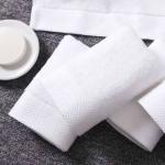 Customized Logo Thickened Platinum Satin Towels for Popular Style Beauty Salon