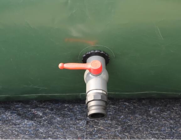 7000L Pillow Shape Desert PVC Flexible Water Storage Tank For Agriculture Water Holding Tank