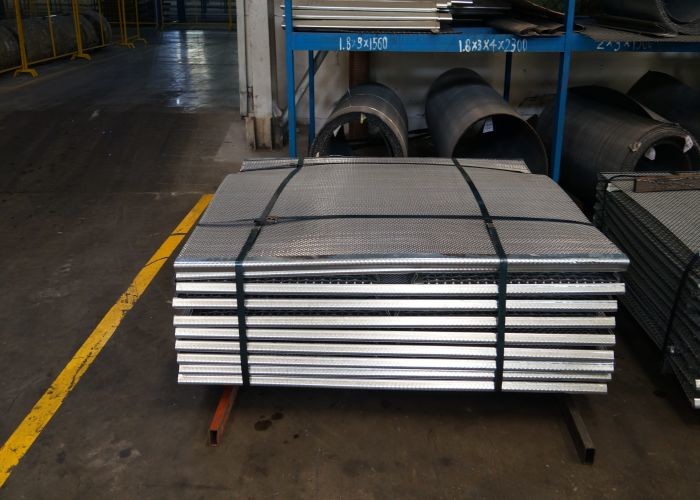 High Carbon Spring steel Screen Media spare part for equipments mining quarrying industry