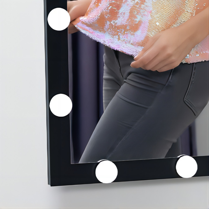 Discover the Perfect Lighting for Your Makeup with Hollywood Mirror