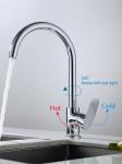 Ceramic Cartridge Kitchen Sink Mixer Tap 360 Swivel Spout Kitchen Tap