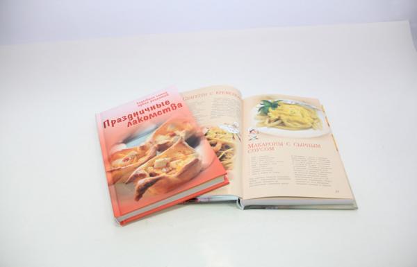 Quality Spot UV Cook Hardcover Cookbook Printing Services With Art Paper Casebound for sale