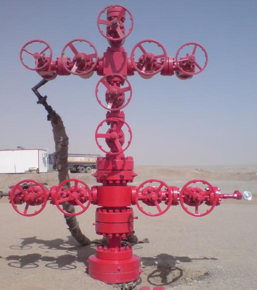 Quality Well Drilling API 6A 2-1/16" 3000psi Christmas Tree ,API 6A Wellhead X-mas Tree for Oil and Gas well for sale
