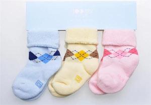 Wholesale Top selling diamond check patterned design knitted supersoft terry cotton socks for baby from china suppliers