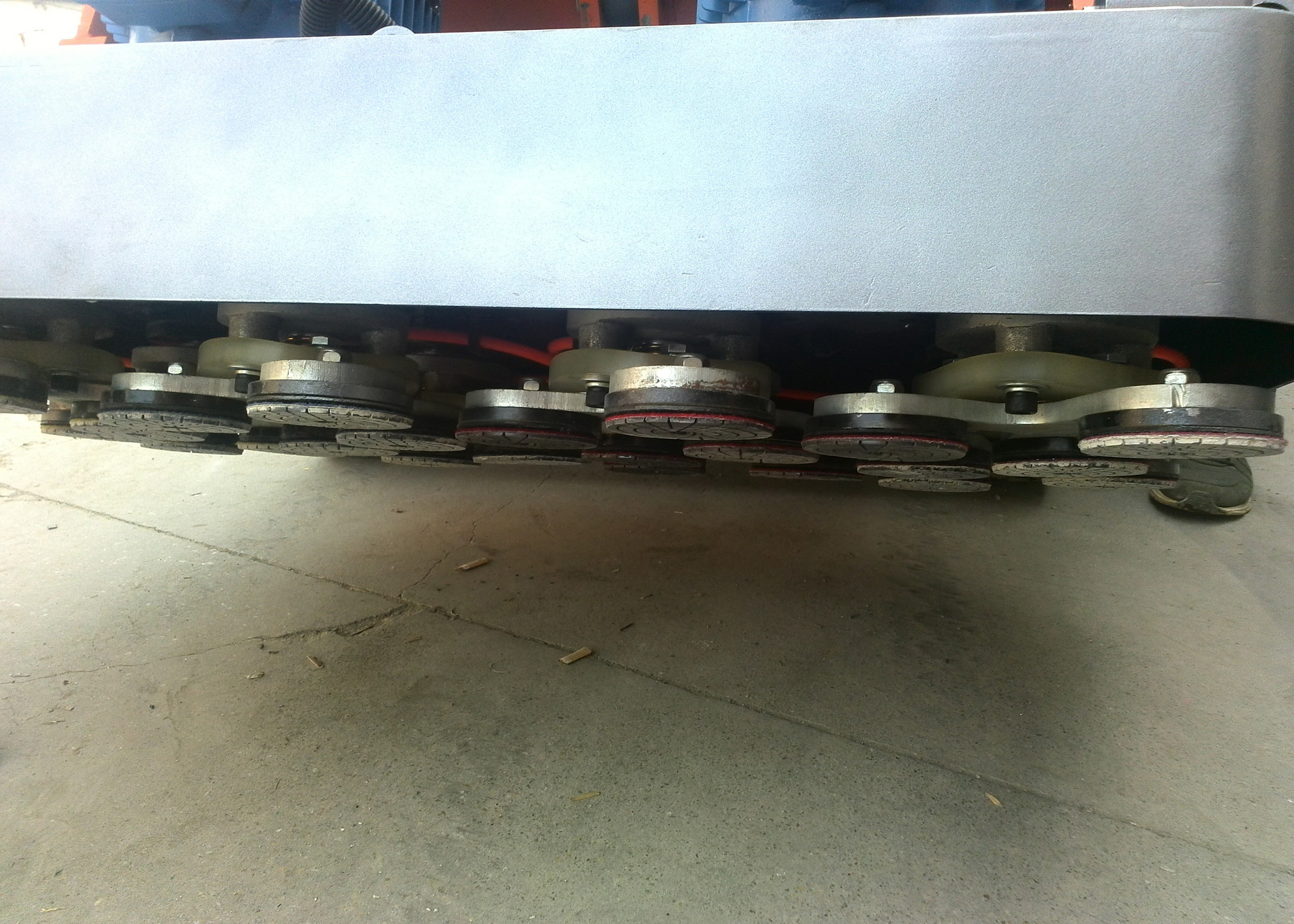 Drive on Powerful Multifunctional Chassis Stone Floor Grinder / Polisher