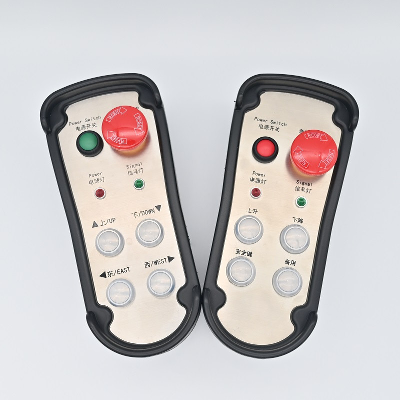 Portable AC220V 500m Push Button Remote Control For Crane Hoist