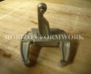 China Cast Iron Concrete Forming Accessories Universal Panel Formwork Framax Clamps on sale