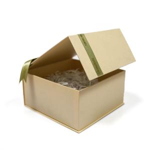 Wholesale Custom Premium Luxury Magnetic Gift Boxes For Gift Sets Packaging With Ribbon For Jewelry from china suppliers