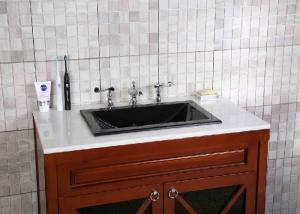 China Black Granite Countertops Single Sink Polished Treatment CNC Engraved on sale
