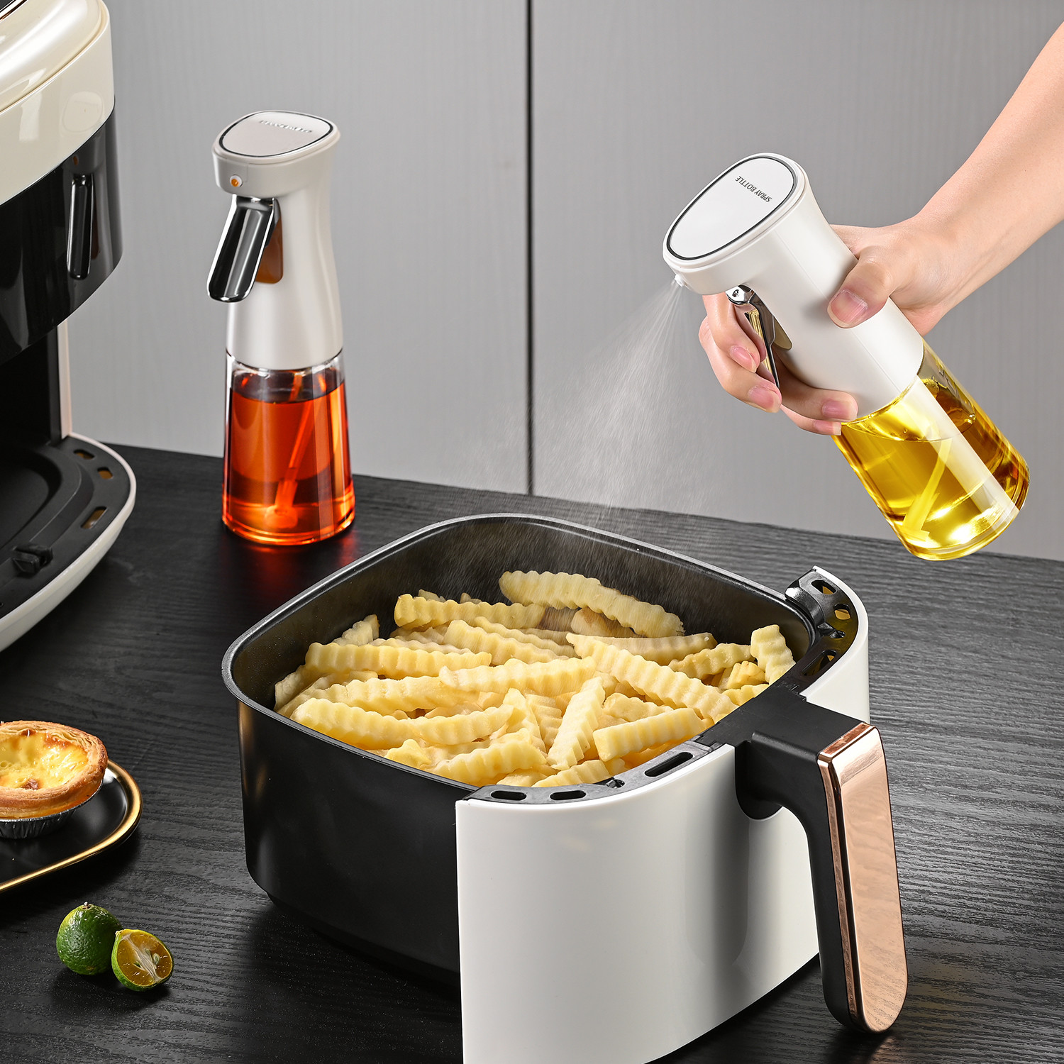 Wholesale 240ml Glass Oil Sprayer for Cooking Kitchen Gadgets Salad Food Maker Tools for Air Fryer