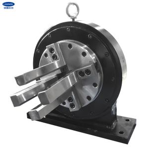 Wholesale Central Solid 4 Jaw Self Centering Lathe Chuck 500rpm from china suppliers