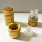 32.5x53mm Johnnie Walker Whisky Bottle Caps Custom Made Gold Plastic Aluminum