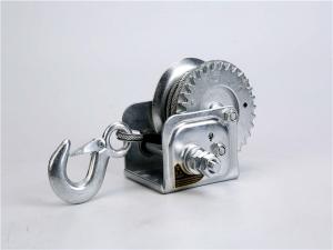 China 6m Cable Length Two Way Ratchet Portable Atv  Hand Operated Winch on sale