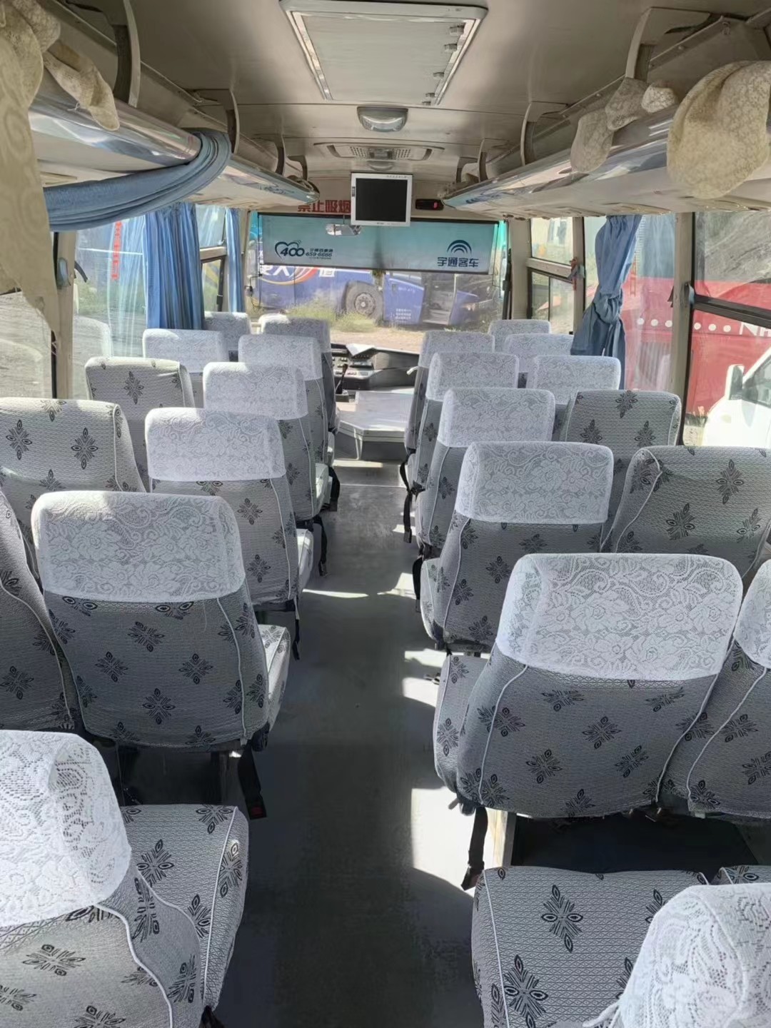 39 Seats ZK6932d Used Yutong Bus Second Hand Front Engine Used Coach Bus RHD Steering