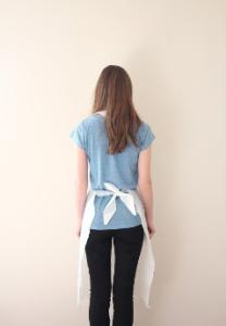 Wholesale White PE Apron Flat Packed In Dispenser Box Fluid Resistant On Time Delivery from china suppliers