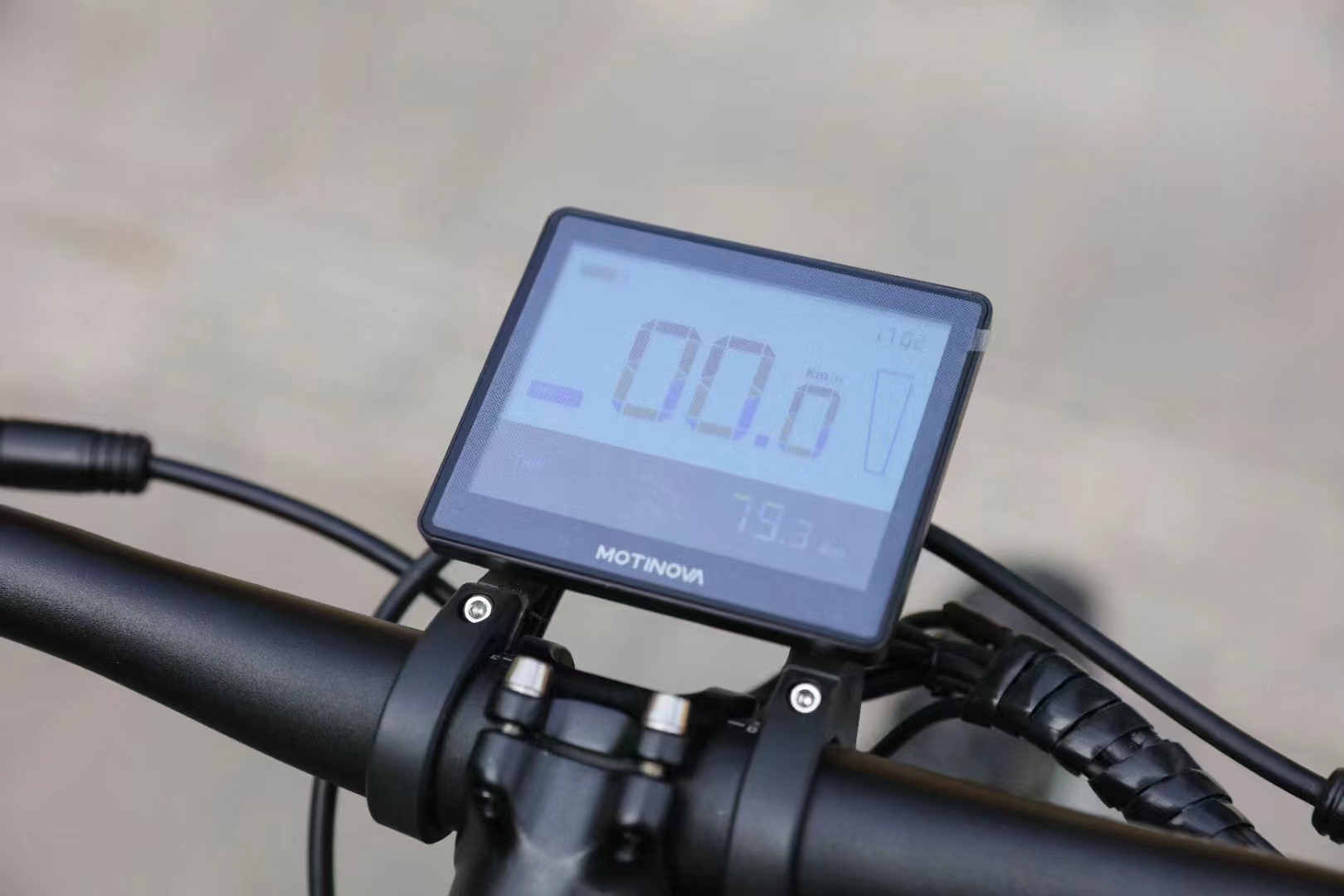 350w Bafang Motor Carbon Frame Electric Bicycle With Lithium Battery And Speed 50km/h